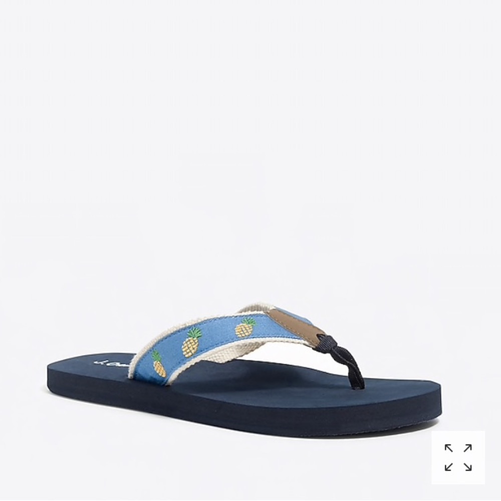 New J crew factory pineapple flip flops sz 8